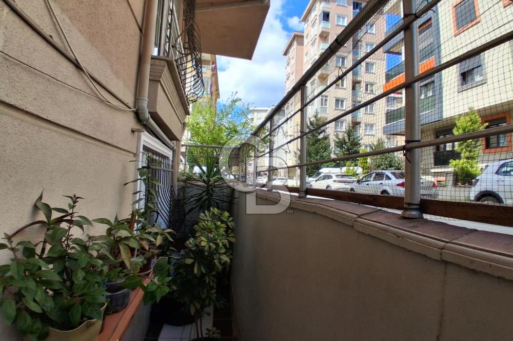 Çekmeköy Aydınlar mah satılık 70 m2 net 2+1 bahçe katı daire