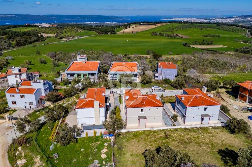 ÇANAKKALE DE SATILIK DENİZ MANZARALI MÜSTAKİL 4,5+1 LÜKS VİLLA