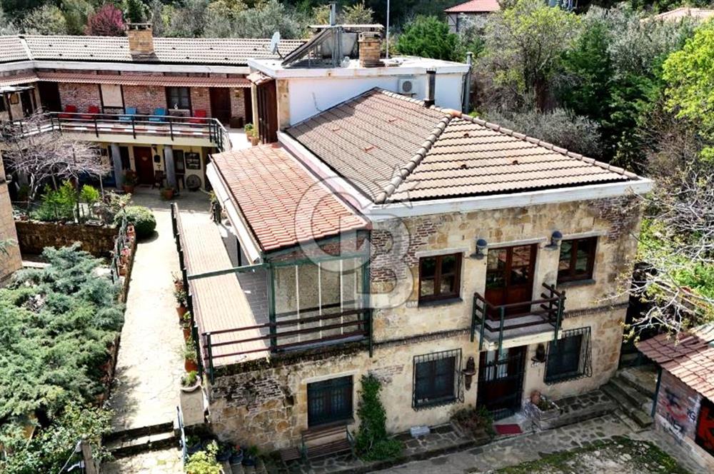 ÇANAKKALE YEŞİLYURT KÖYÜNDE SATILIK FIRSAT TAŞ KONAK 