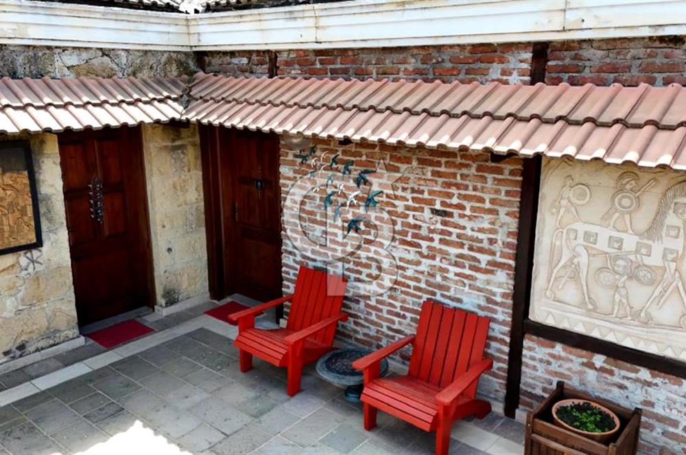 ÇANAKKALE YEŞİLYURT KÖYÜNDE SATILIK FIRSAT TAŞ KONAK 