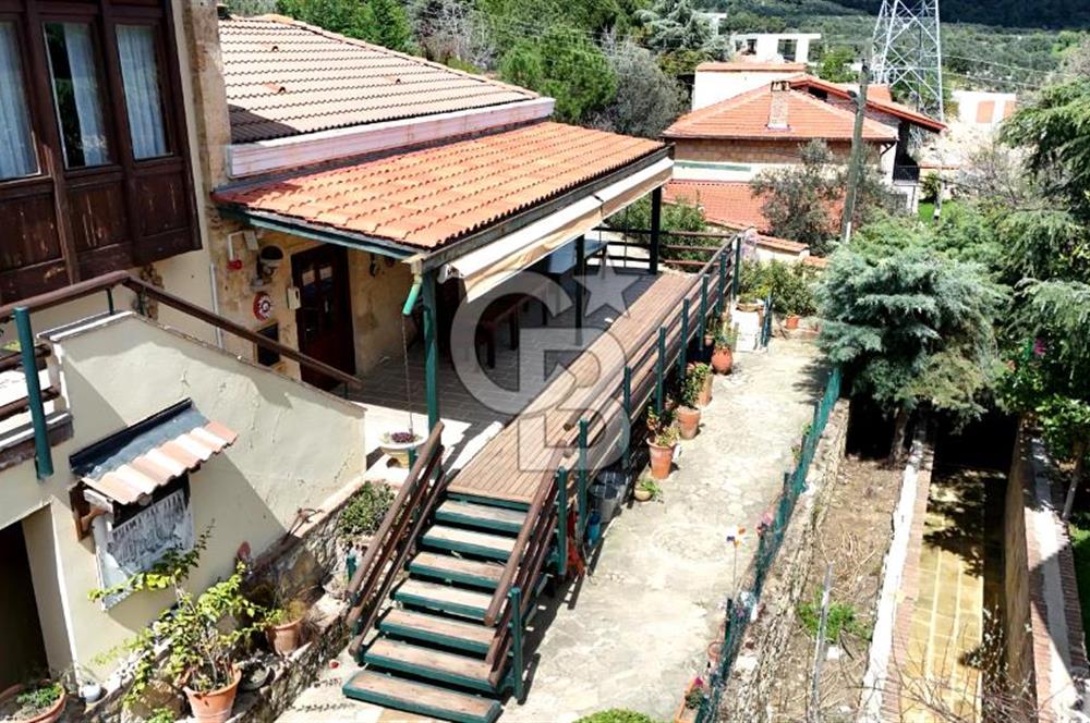 ÇANAKKALE YEŞİLYURT KÖYÜNDE SATILIK FIRSAT TAŞ KONAK 