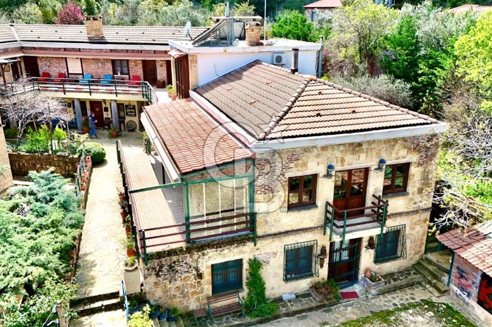 ÇANAKKALE YEŞİLYURT KÖYÜNDE SATILIK FIRSAT TAŞ KONAK 