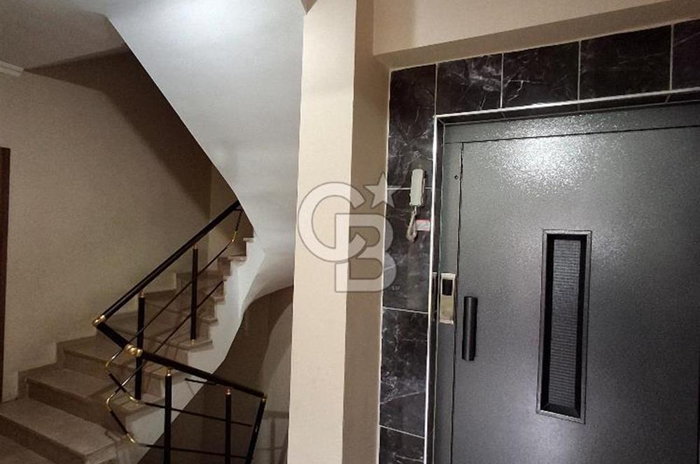 Sancaktepe Sarıgazi Mahallesinde Satılık 4+2 Ters Dubleks 