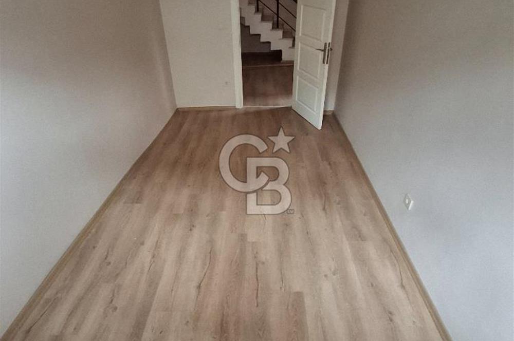 Sancaktepe Sarıgazi Mahallesinde Satılık 4+2 Ters Dubleks 