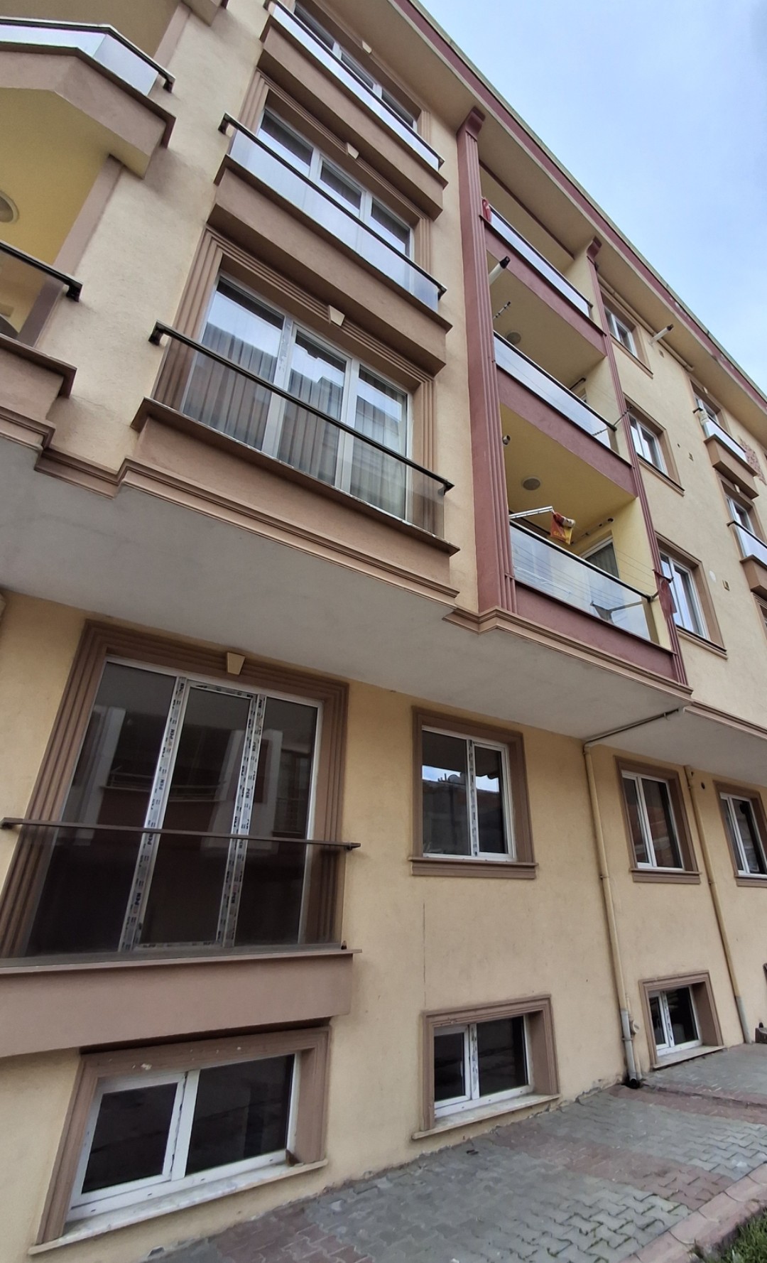 Sancaktepe Sarıgazi Mahallesinde Satılık 4+2 Ters Dubleks 