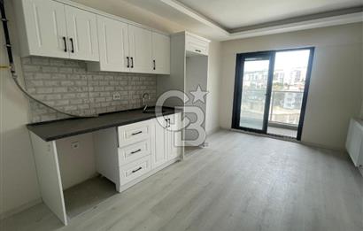 Buca Adatepe Mahallesinde Havuzlu 1+1 Kiralık Daire