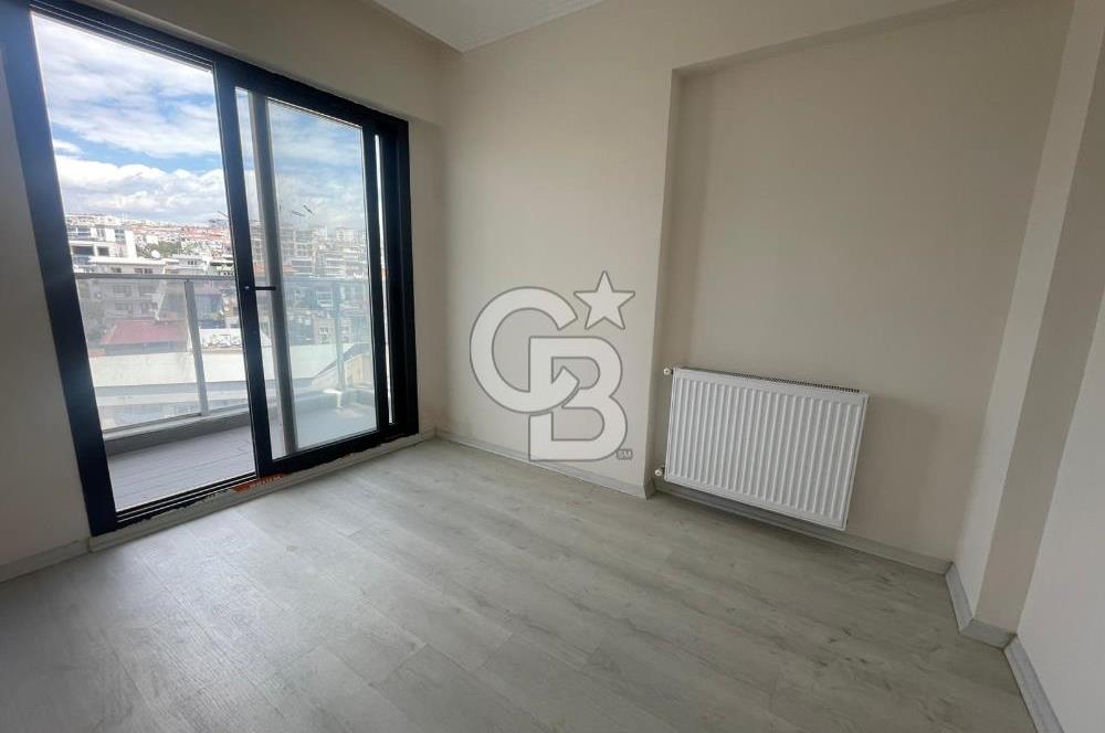 Buca Adatepe Mahallesinde Havuzlu 1+1 Kiralık Daire