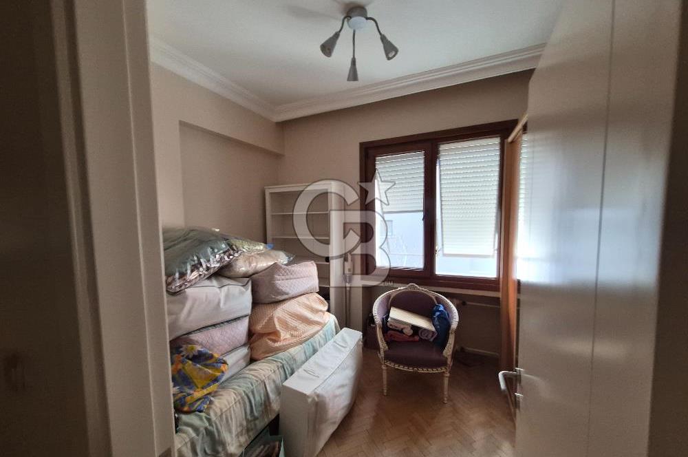 Caddebostan Kadirağa Sokakta Bakımlı Arakat 3+1