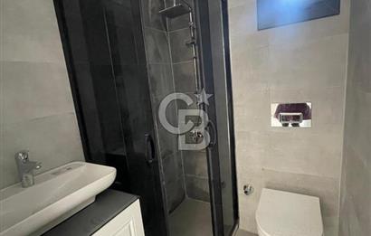 Buca Adatepe Mahallesinde Havuzlu 1+1 Kiralık Daire