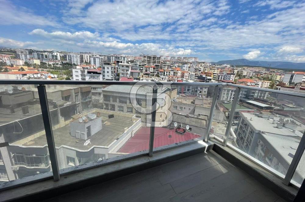 Buca Adatepe Mahallesinde Havuzlu 1+1 Kiralık Daire