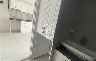 Buca Adatepe Mahallesinde Havuzlu 1+1 Kiralık Daire