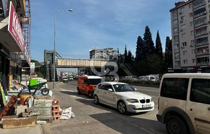 KARŞIYAKA ANADOLU CADDESİ ÜZERİ ARAKAT KAPALI MUTFAK 2+1 SATILIK DAİRE