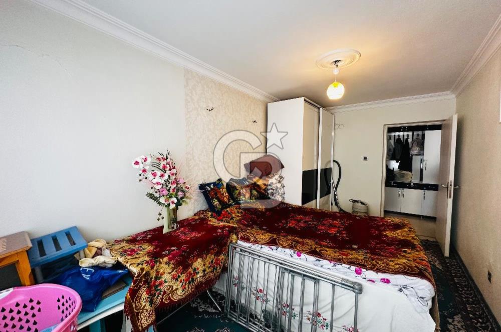 KARŞIYAKA ANADOLU CADDESİ ÜZERİ ARAKAT KAPALI MUTFAK 2+1 SATILIK DAİRE