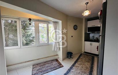 KARŞIYAKA ANADOLU CADDESİ ÜZERİ ARAKAT KAPALI MUTFAK 2+1 SATILIK DAİRE