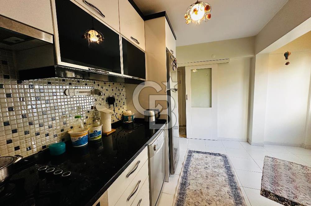 KARŞIYAKA ANADOLU CADDESİ ÜZERİ ARAKAT KAPALI MUTFAK 2+1 SATILIK DAİRE