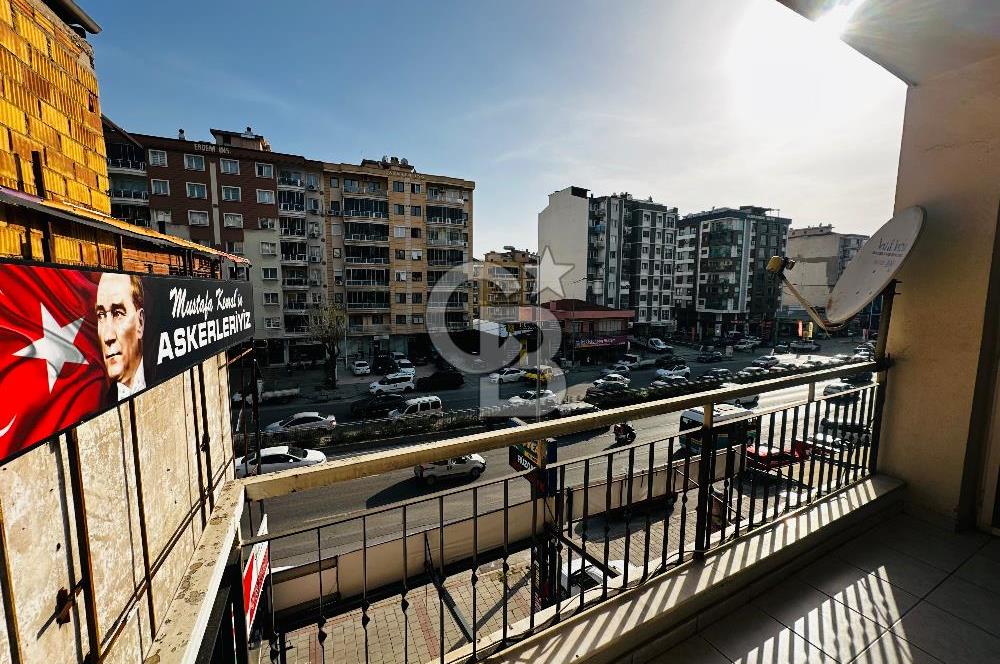 KARŞIYAKA ANADOLU CADDESİ ÜZERİ ARAKAT KAPALI MUTFAK 2+1 SATILIK DAİRE