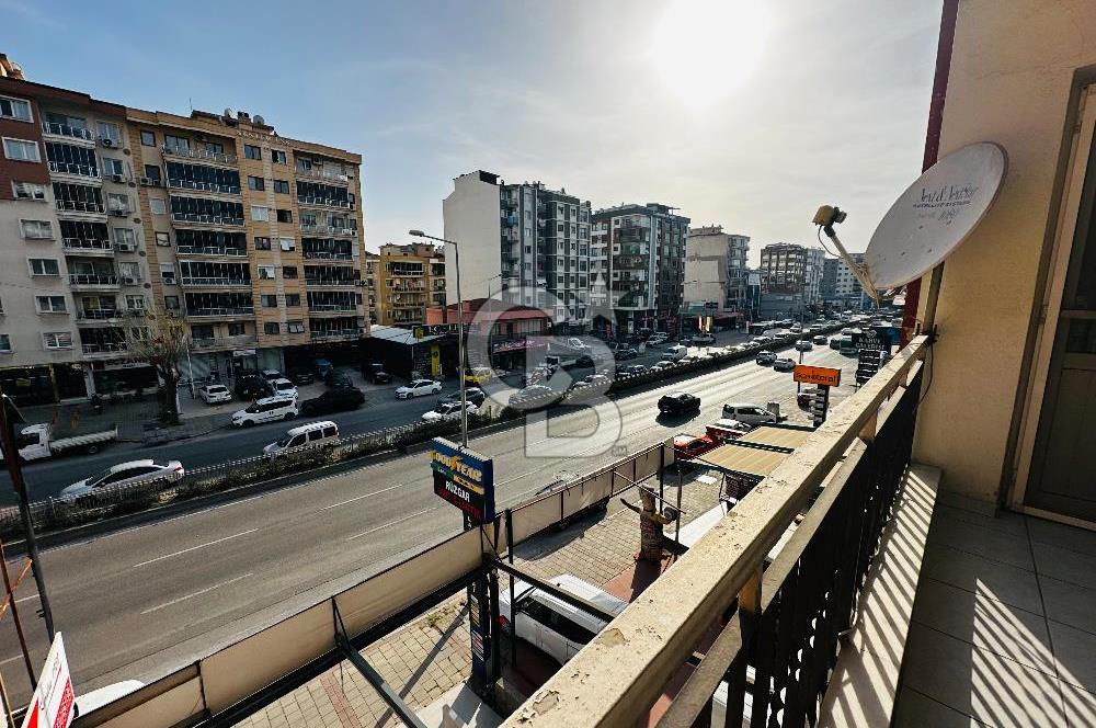 KARŞIYAKA ANADOLU CADDESİ ÜZERİ ARAKAT KAPALI MUTFAK 2+1 SATILIK DAİRE