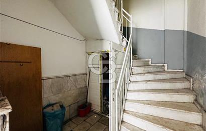 KARŞIYAKA ANADOLU CADDESİ ÜZERİ ARAKAT KAPALI MUTFAK 2+1 SATILIK DAİRE