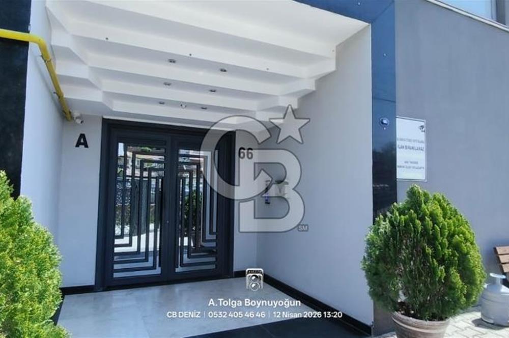 Karşıyaka Örnekköy de site içerisinde bakımlı kiralık 2+1