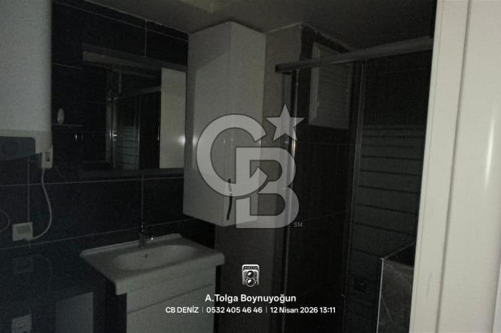 Karşıyaka Örnekköy de site içerisinde bakımlı kiralık 2+1