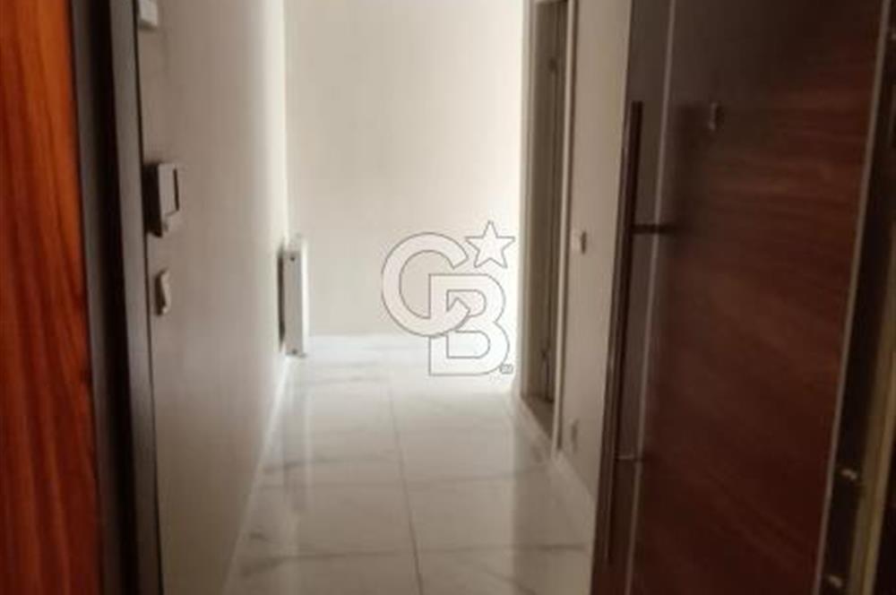 Karşıyaka Örnekköy de site içerisinde bakımlı kiralık 2+1