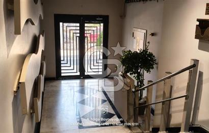 Karşıyaka Örnekköy de site içerisinde bakımlı kiralık 2+1