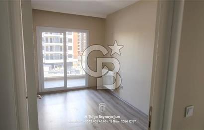 Karşıyaka Örnekköy de site içerisinde bakımlı kiralık 2+1