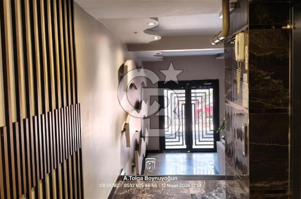 Karşıyaka Örnekköy de site içerisinde bakımlı kiralık 2+1