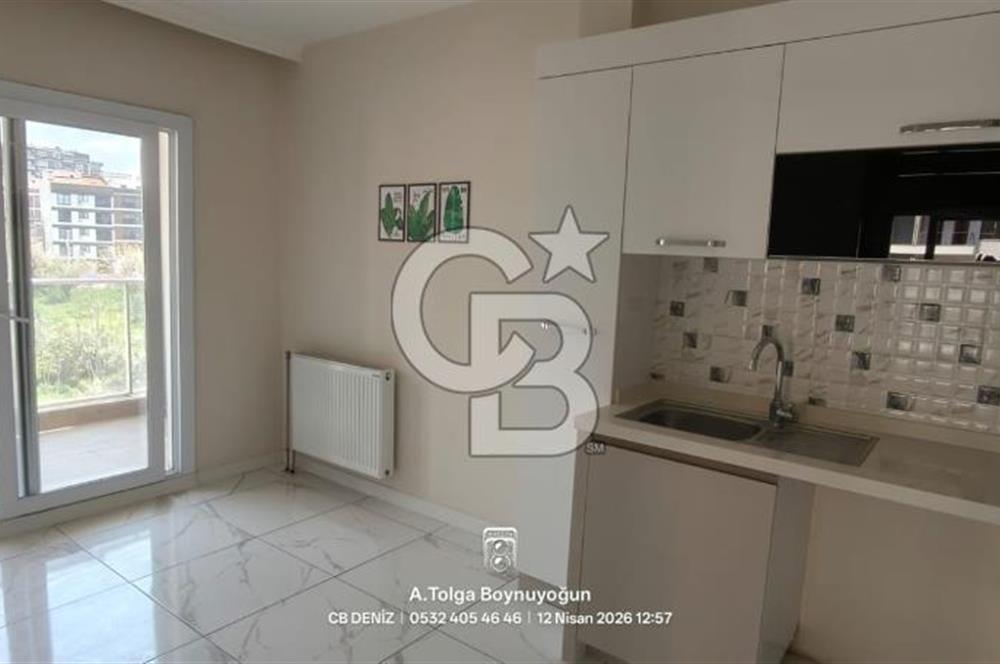 Karşıyaka Örnekköy de site içerisinde bakımlı kiralık 2+1
