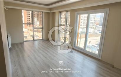 Karşıyaka Örnekköy de site içerisinde bakımlı kiralık 2+1