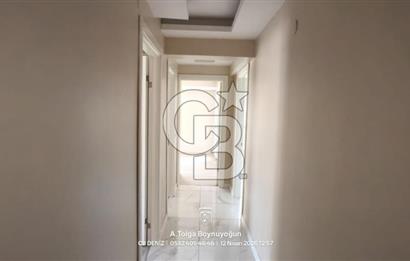 Karşıyaka Örnekköy de site içerisinde bakımlı kiralık 2+1