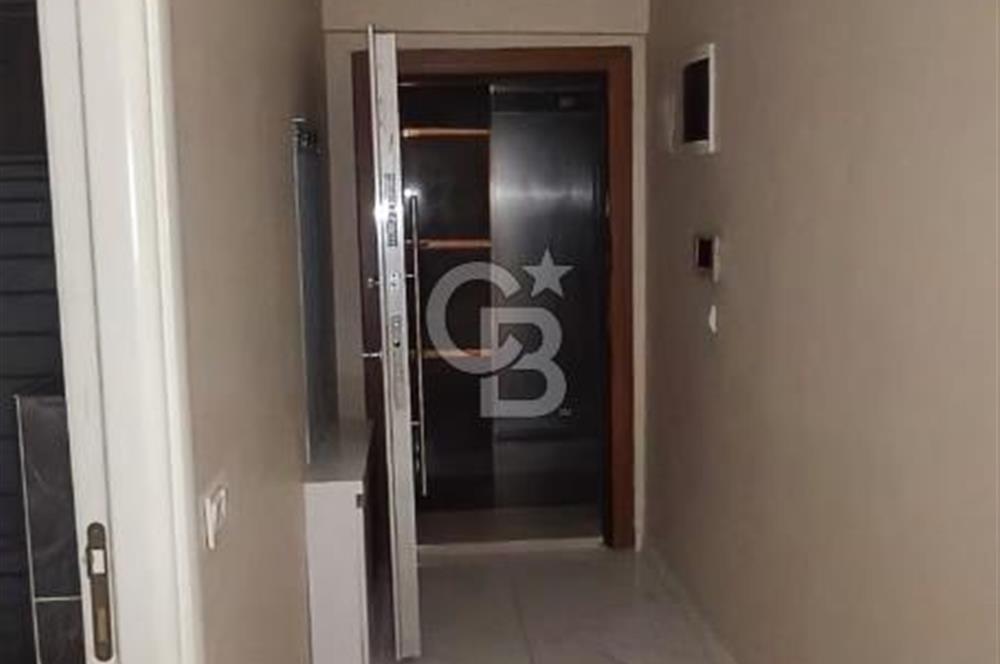 Karşıyaka Örnekköy de site içerisinde bakımlı kiralık 2+1