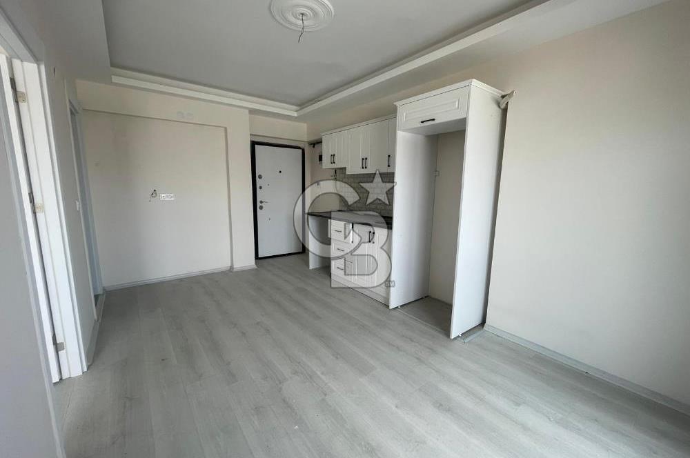 Buca Adatepe Mahallesinde Havuzlu 1+1 Kiralık Daire