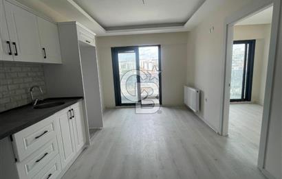 Buca Adatepe Mahallesinde Havuzlu 1+1 Kiralık Daire