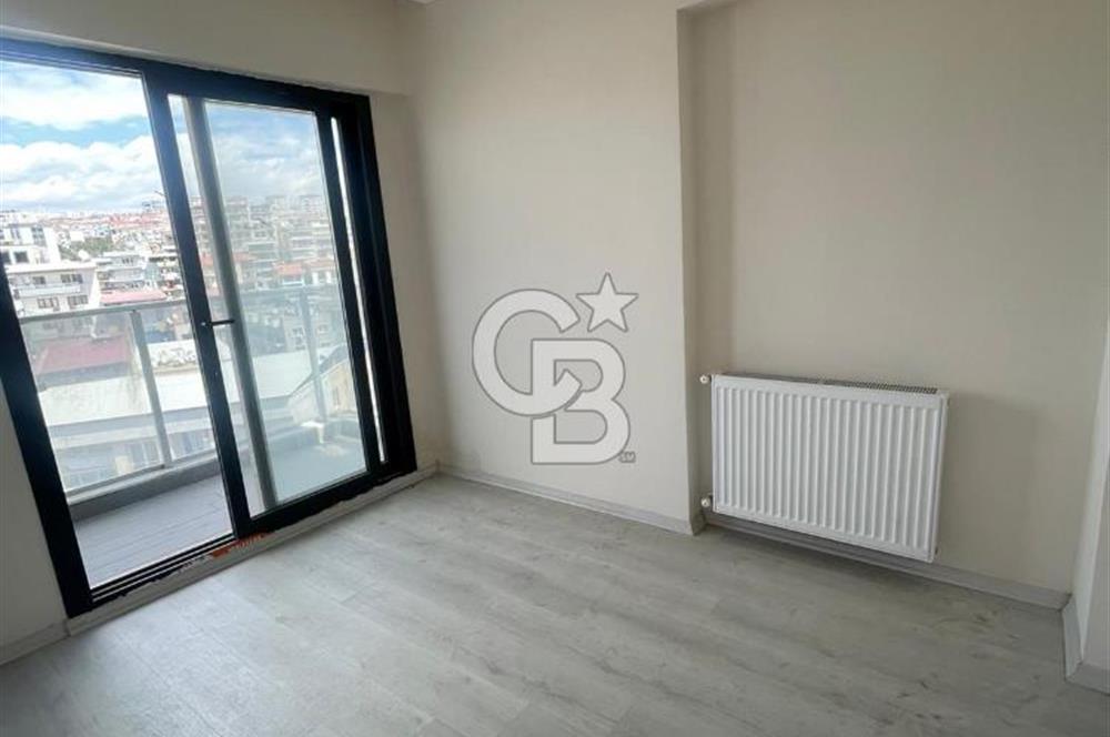 Buca Adatepe Mahallesinde Havuzlu 1+1 Kiralık Daire