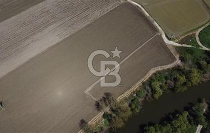 Manyas Çayına Komşu Ulaşımı Kolay Sulak Tarla