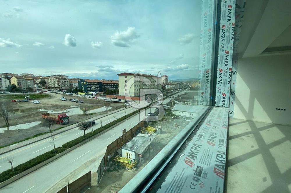 ETİMESGUT ADLİYE EK BİNASI YANI SIFIR PLAZADA 90M2 SATILIK OFİS