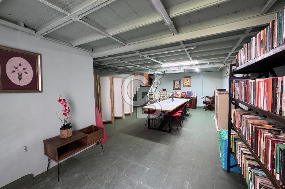 ÜSKÜDAR İŞLEK CADDE ÜZERİNDE DONANIMLI DEVREN KİRALIK İŞLETME