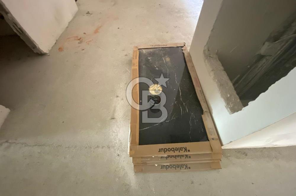 ETİMESGUT ADLİYE EK BİNASI YANI SIFIR PLAZADA 90M2 SATILIK OFİS