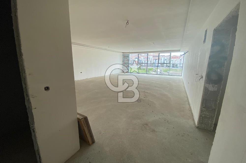 ETİMESGUT ADLİYE EK BİNASI YANI SIFIR PLAZADA 90M2 SATILIK OFİS