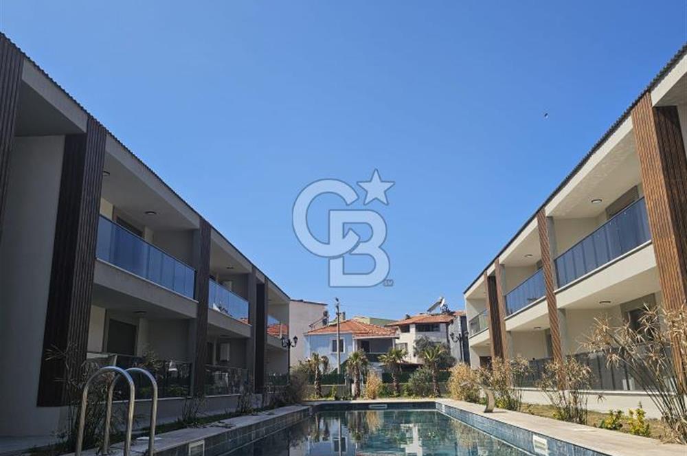 Altınova'da Havuzlu ve Güvenlikli Sitede Kiralık 3+1 Daireler