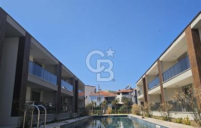 Altınova'da Havuzlu ve Güvenlikli Sitede Kiralık 3+1 Daireler