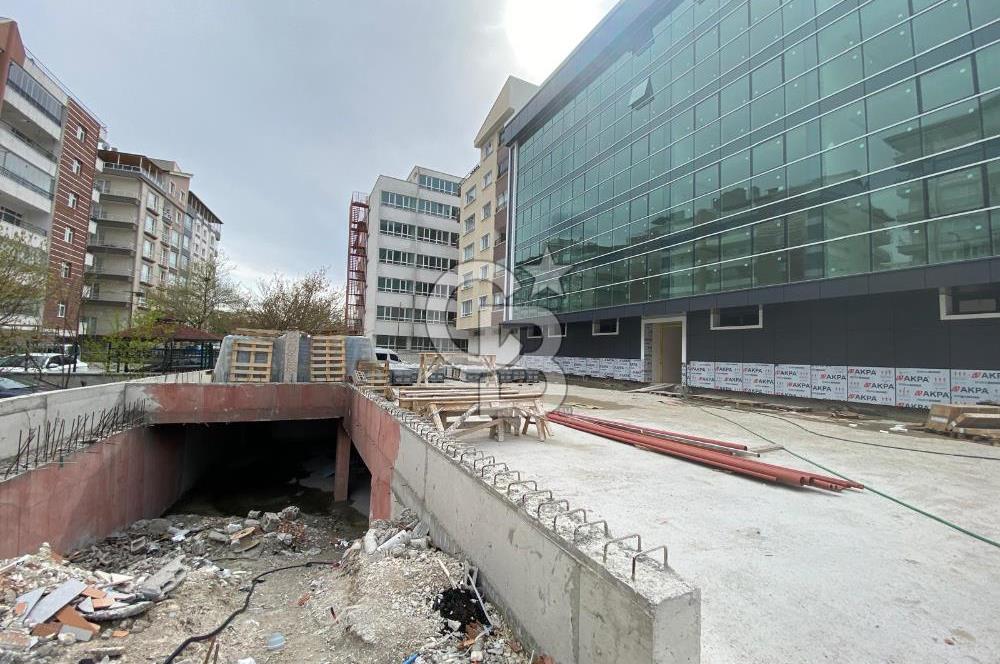 ETİMESGUT ADLİYE EK BİNASI YANI SIFIR PLAZADA 90M2 SATILIK OFİS