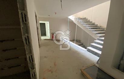 ETİMESGUT ADLİYE EK BİNASI YANI SIFIR PLAZADA 90M2 SATILIK OFİS