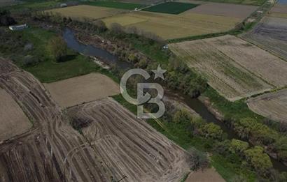 CB Leader'dan Manyas Kızıkta 3124 m² K. Tavukhane ve Tarla