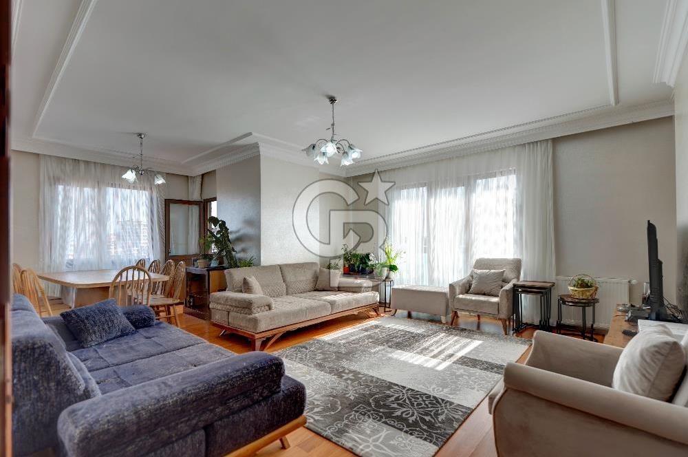 Teraslı, Hamamlı 4+2 Dubleks Daire - Finans Merkezi Yakını