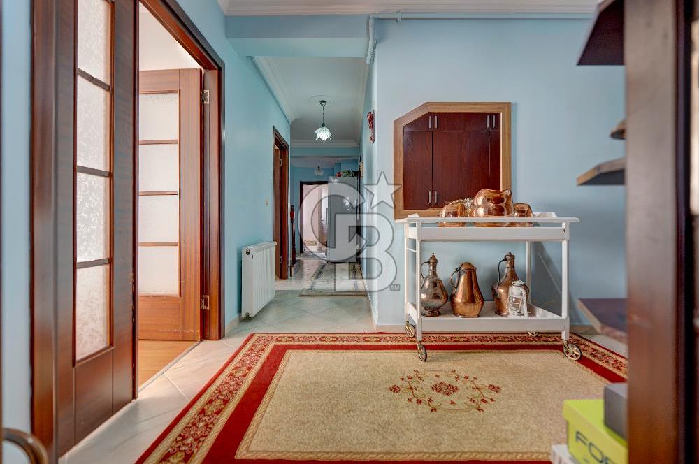 Teraslı, Hamamlı 4+2 Dubleks Daire - Finans Merkezi Yakını