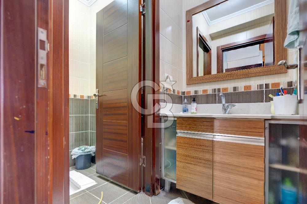 Teraslı, Hamamlı 4+2 Dubleks Daire - Finans Merkezi Yakını