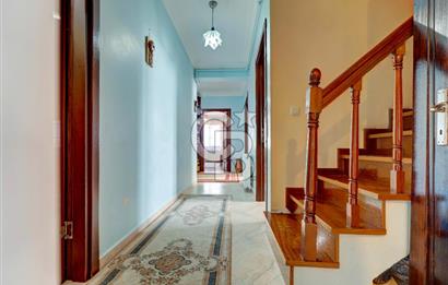 Teraslı, Hamamlı 4+2 Dubleks Daire - Finans Merkezi Yakını