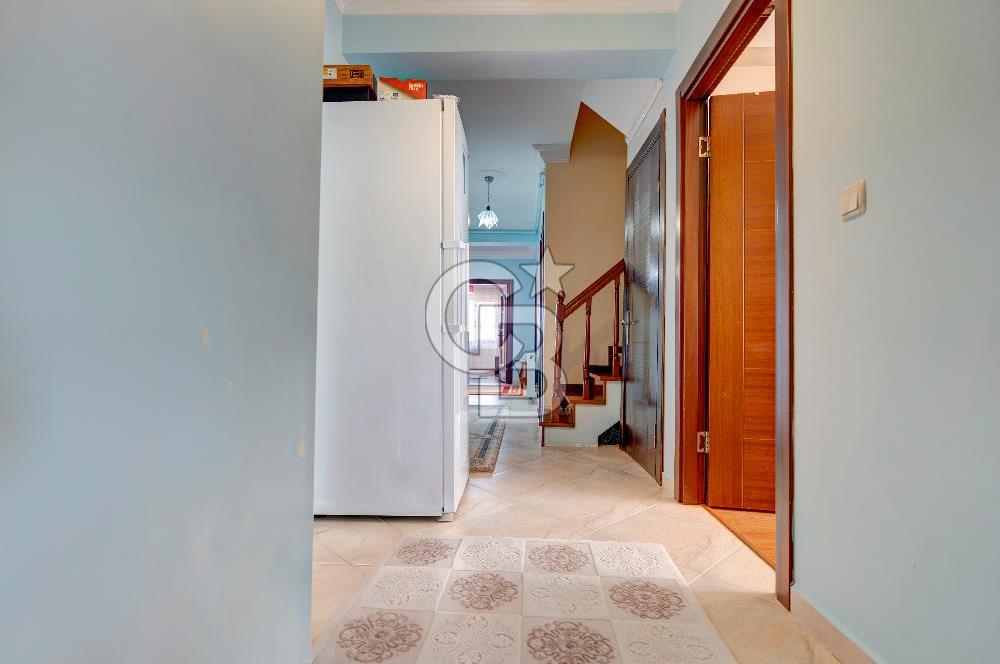 Teraslı, Hamamlı 4+2 Dubleks Daire - Finans Merkezi Yakını